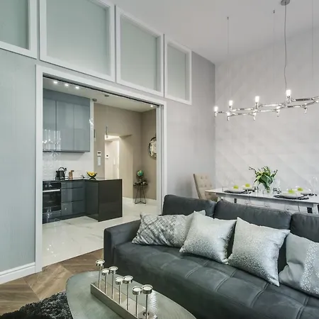 Appartement Kings - Zyblikiewicza 14 *